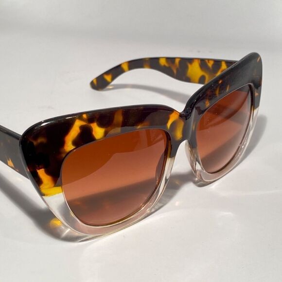 0727 Oversized Tortoise and Clear Retro Sunglasses 100% UV Protection New - Picture 6 of 8